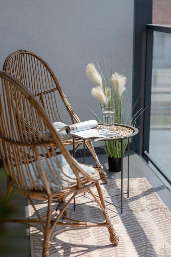 Apartment With Balcony & Parking Mogilska By Renters Prestige 크라쿠프 외부 사진